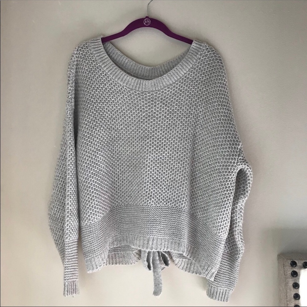 EXPRESS KNIT SWEATER